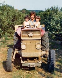 gibsons 1980's family pic